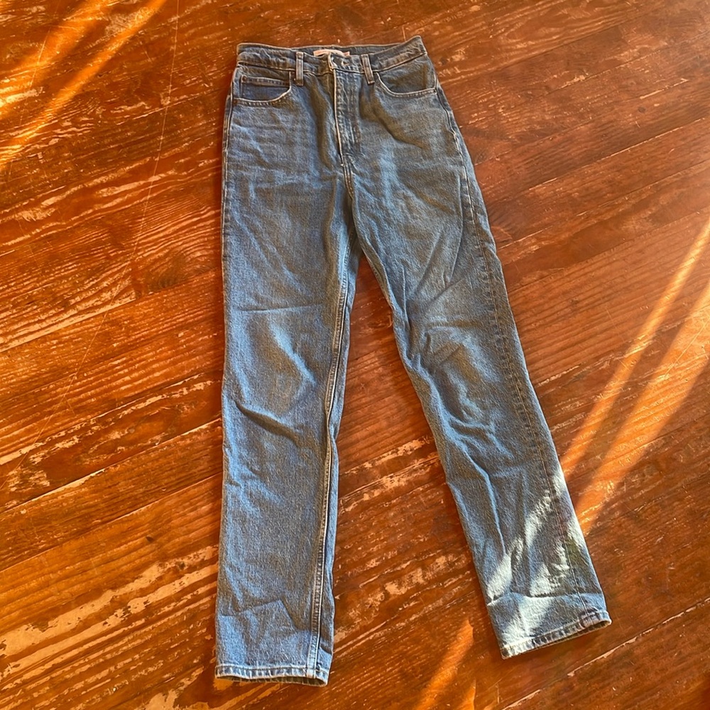 Size 26 70’s high slim straight Levi’s